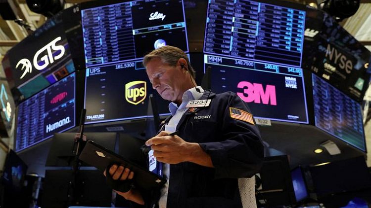 MERCADOS GLOBALES-Bolsas mundiales abren agosto en máximos de 7 semanas, futuros de Wall Street bajan
