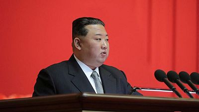 El líder de Corea del Norte dice que su disuasión nuclear está lista y critica a Seúl
