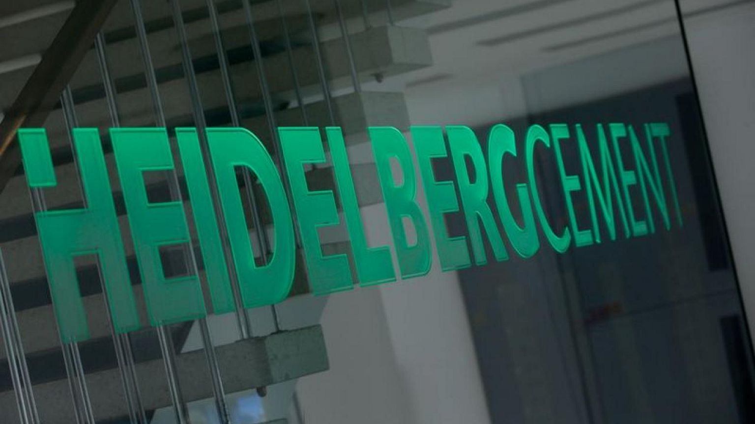 HeidelbergCement lowers profit outlook on high energy costs