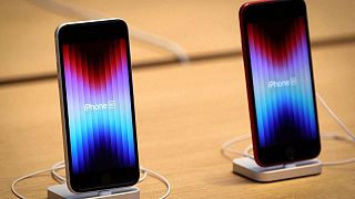 Wall Street cae por pérdidas en acciones de Apple y de firmas de energía Wall Street cae por pérdidas en acciones de Apple y de firmas de energía