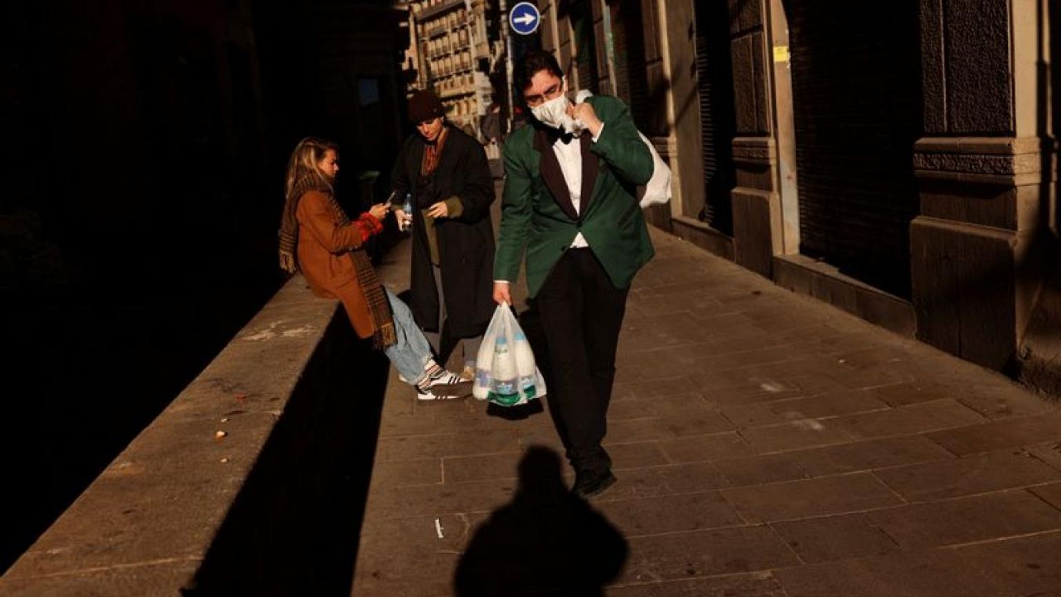 Euro zone unemployment rate unchanged in Nov as expected