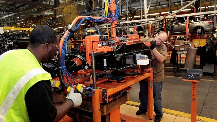 El sector manufacturero de Estados Unidos se desacelera levemente en julio