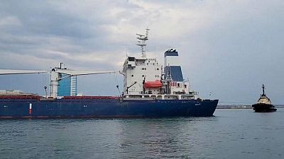 Turquía espera salidas diarias desde Ucrania tras zarpar el primer buque con grano