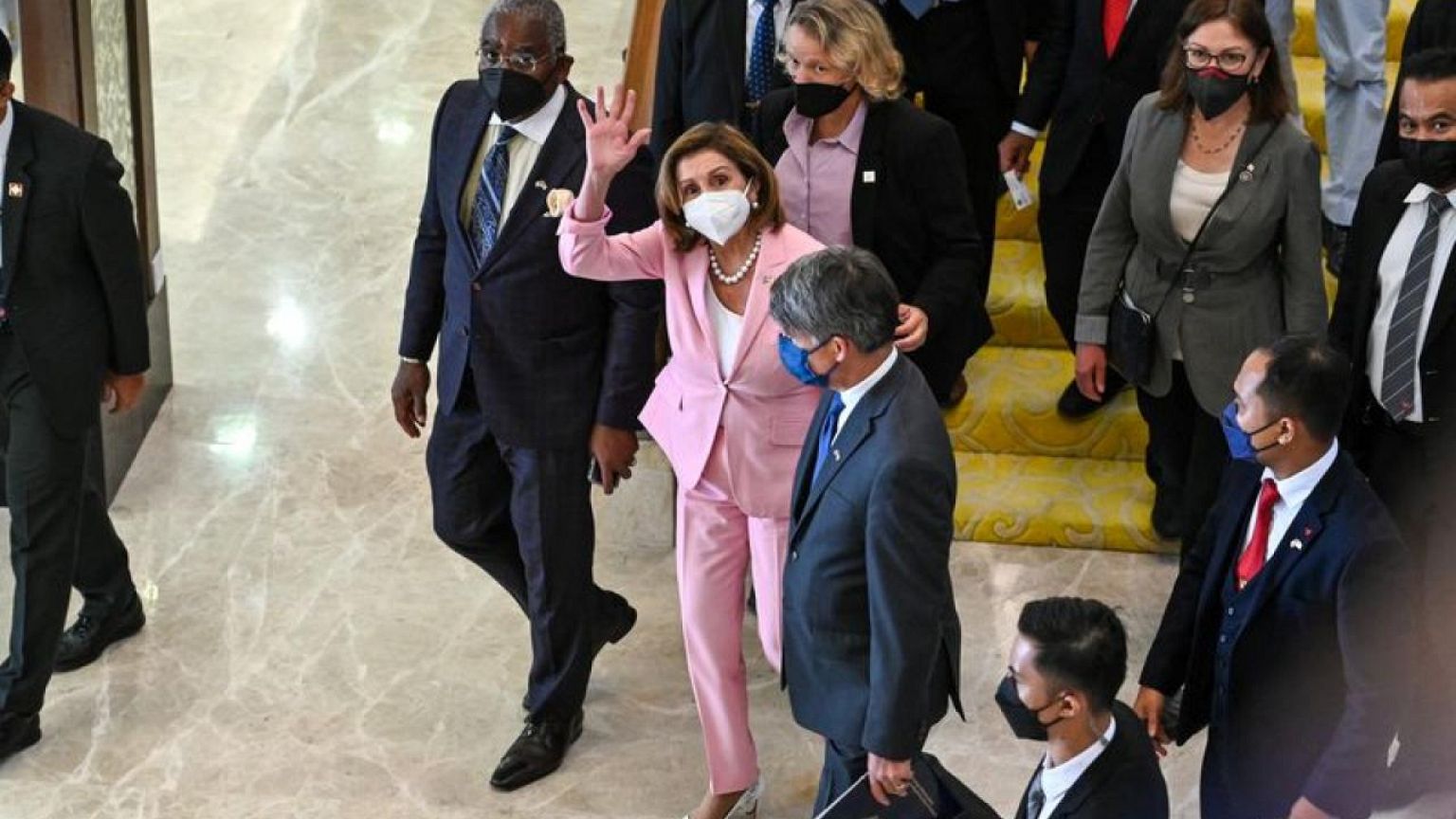 Chinese warplanes take to skies, US warships on move before expected Pelosi visit to Taiwan