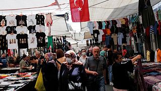 التضخم السنوي في تركيا يسجل أعلى مستوى له في 24 عاما عند 79.6%