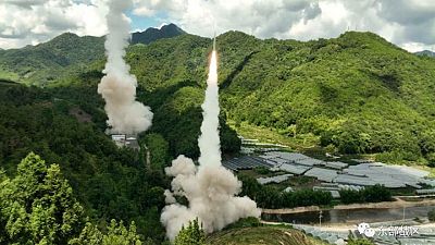 China dispara misiles cerca de Taiwán, como parte de maniobras tras la visita de Pelosi