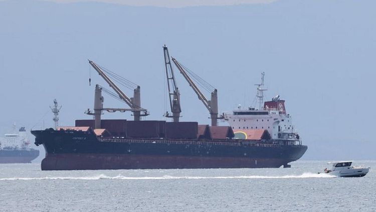 Tres buques con grano saldrán de Ucrania; el jefe de la OTAN dice que Rusia no debe ganar