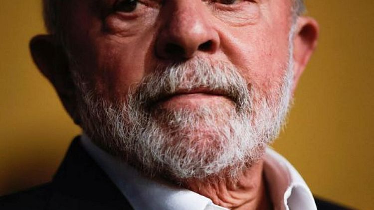 Lula reafirma que no mantendrá techo de gasto en Brasil, rechaza acusaciones de bravuconería