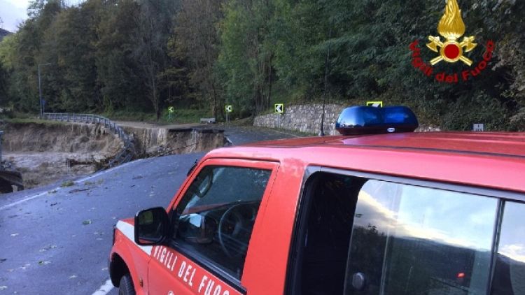 Intervenuti vigili del fuoco di Cuneo e polizia francese