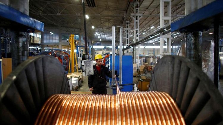 Turquía se ofrece para facilitar el comercio de metales a Rusia