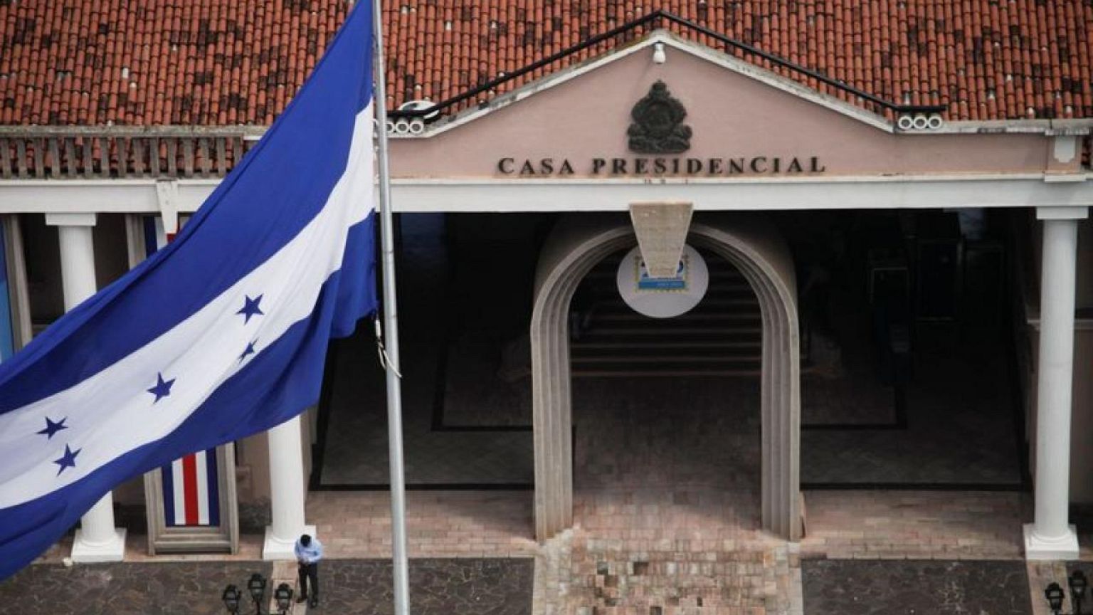 Honduras considera regresar su embajada en Israel de Jerusalén a Tel Aviv: Canciller