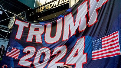 Trump aprovecha la redada del FBI para impulsar su candidatura presidencial de 2024