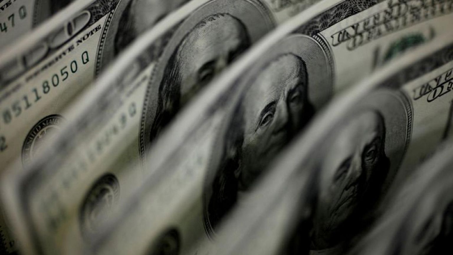 Turbulent markets jolt currency hedge funds from decade-long slumber