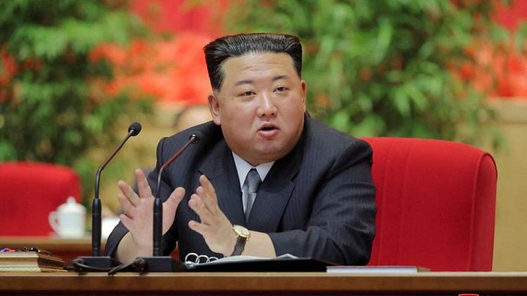 وكالة: كوريا الشمالية تصدر قانونا يجعل سياسة الأسلحة النووية "لا رجعة عنها"
