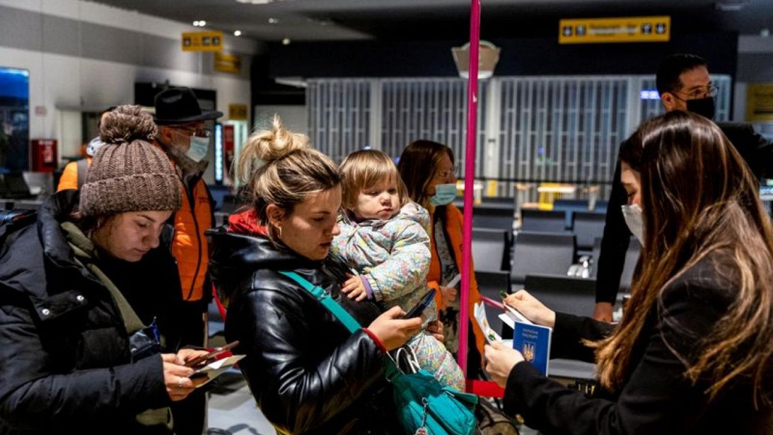 Immigration to Israel from Ukraine, Russia jumps amid conflict