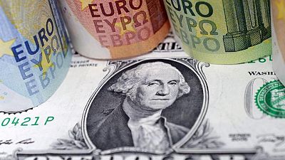 العملة الخضراء تصعد والدولار الاسترالي يهوي بعد بيانات صينية ضعيفة