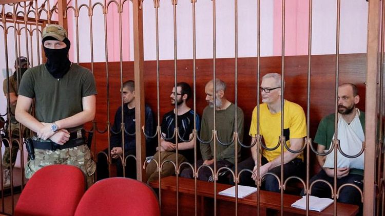 Tribunal separatista de Donetsk acusa a 5 extranjeros de mercenarios, 3 enfrentan pena de muerte: medio