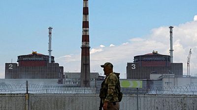Ucrania pide "fuerza" al mundo tras el bombardeo ruso cerca de una central nuclear Ucrania pide "fuerza" al mundo tras el bombardeo ruso cerca de una central nuclear