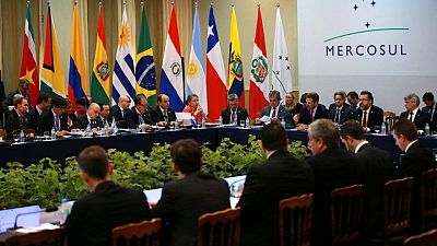 La UE contacta a Brasil para reanudar la negociación del pacto con Mercosur -fuentes