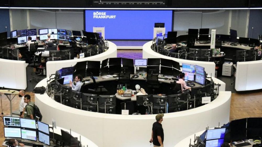 Energieunternehmen kurbeln die europäischen Aktienmärkte in Erwartung des EZB-Protokolls an Energieunternehmen kurbeln die europäischen Aktienmärkte in Erwartung des EZB-Protokolls an