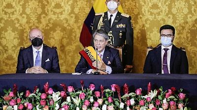 Presidente Ecuador viaja a Estados Unidos para hacerse estudios médicos por melanoma