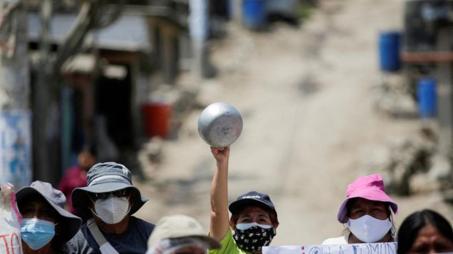 Las crisis políticas de Perú finalmente están dañando su economía