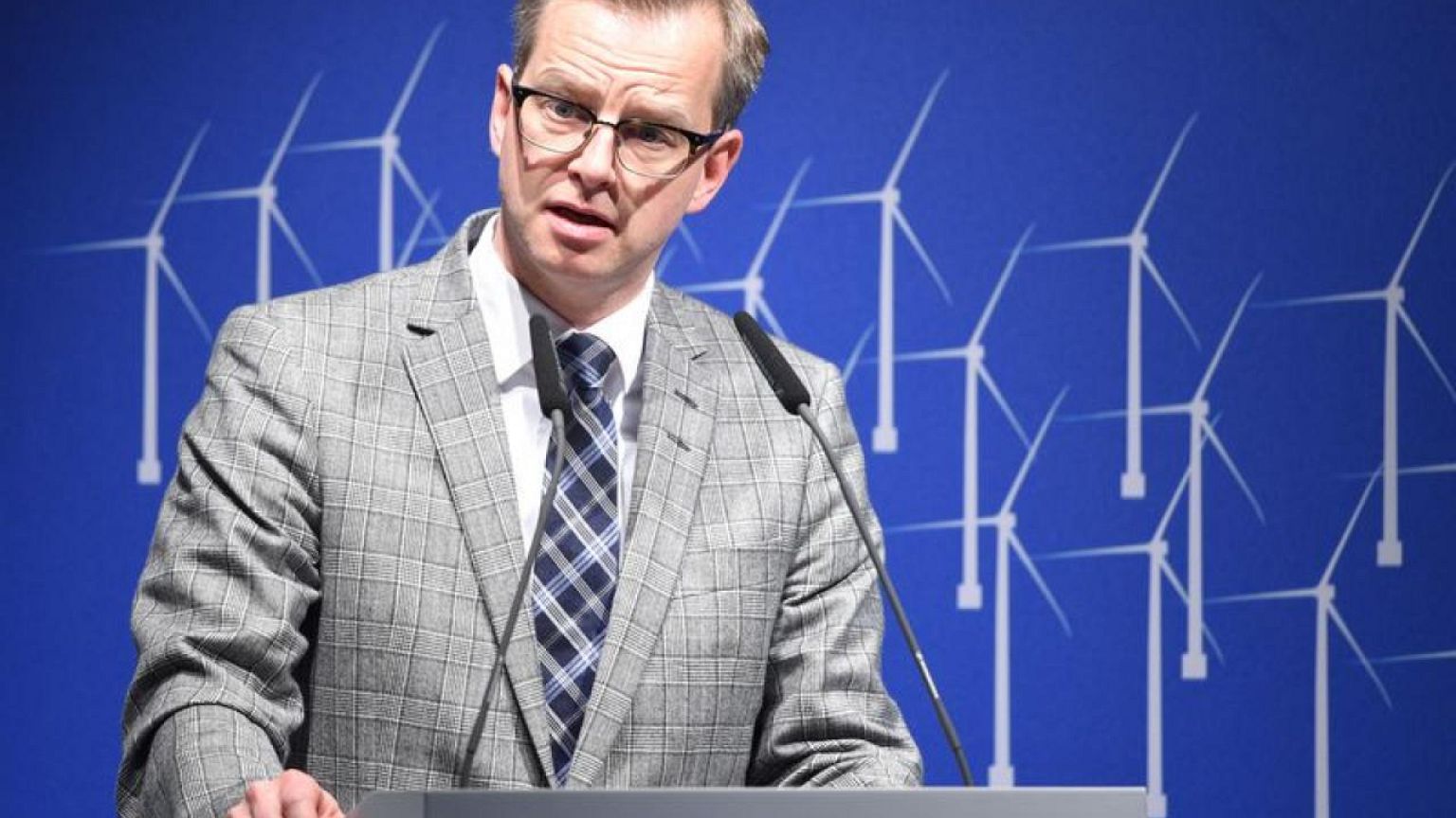 Swedish economic growth set to slow significantly - finance minister