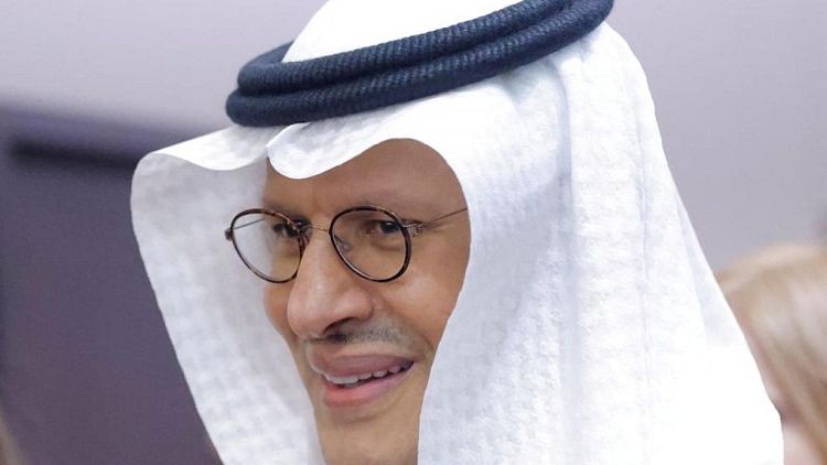 OPEP+ da a presidente saudita poder para intervenir ante eventos en el mercado