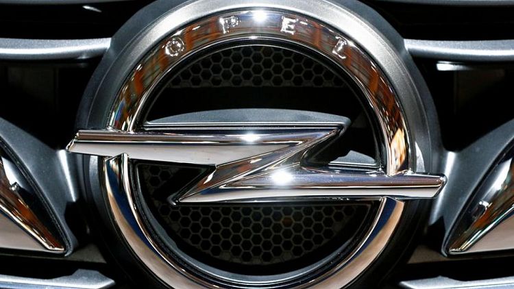 Stellantis paraliza la planta de Opel en España por la escasez de chips