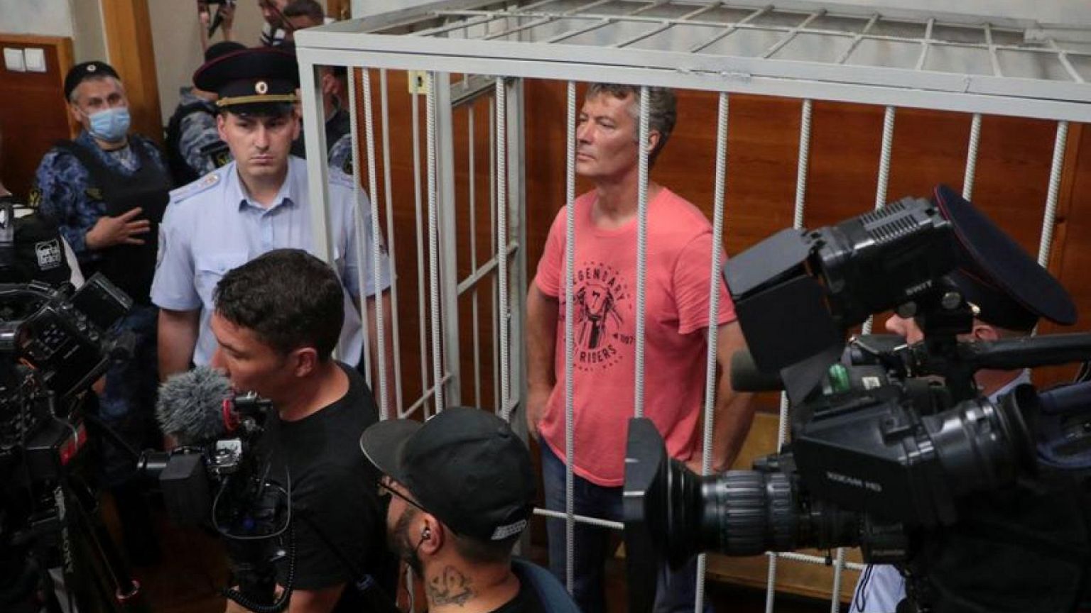Explainer-How Russia is applying new laws to stifle dissent on Ukraine