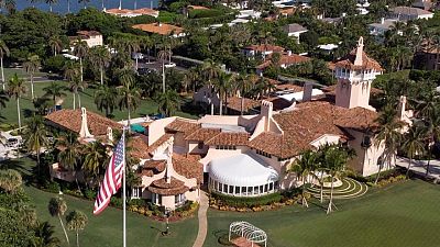 Inteligencia de EEUU evaluará el riesgo de materiales recuperados en casa de Trump: carta Inteligencia de EEUU evaluará el riesgo de materiales recuperados en casa de Trump: carta