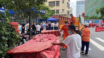 Guangzhou y Shenzhen intensifican restricciones por COVID y algunas zonas del norte se suman también Guangzhou y Shenzhen intensifican restricciones por COVID y algunas zonas del norte se suman también