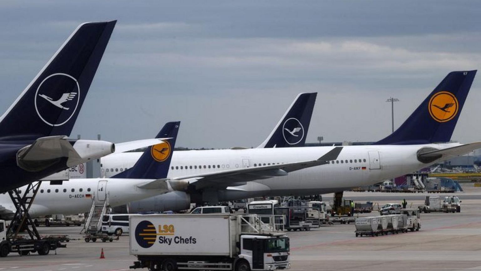 Lufthansa, pilots reach wage deal, strike called off