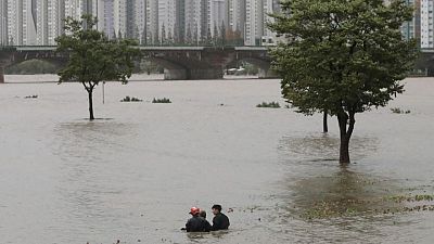 مقتل اثنين مع اجتياح الإعصار هينامنور كوريا الجنوبية