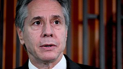 Blinken visita Ucrania para anunciar una nueva financiación militar -responsables