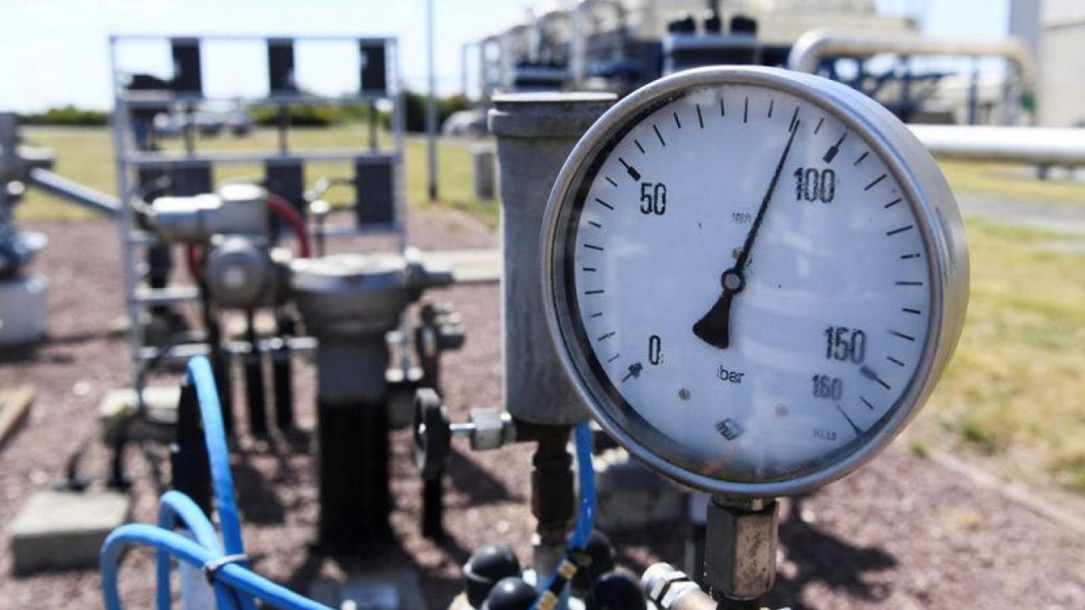 German inflation to stay in double digits despite gas price brake, Bundesbank says