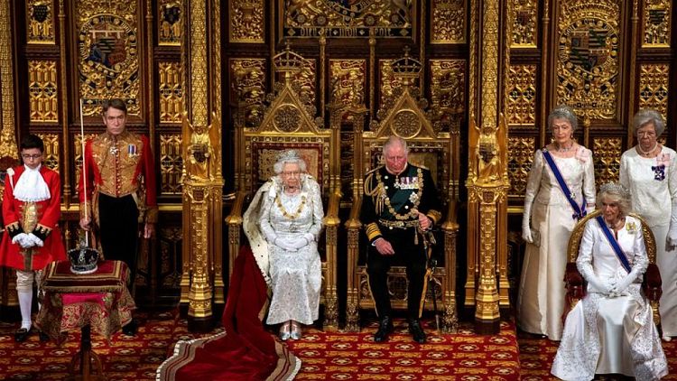 El nuevo monarca británico será conocido como el rey Carlos III