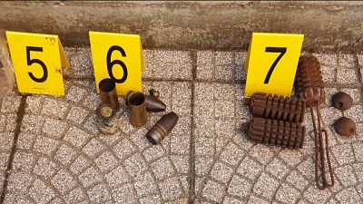 Ne era un collezionista a Milano, mano semiamputata a un 34enne Ne era un collezionista a Milano, mano semiamputata a un 34enne