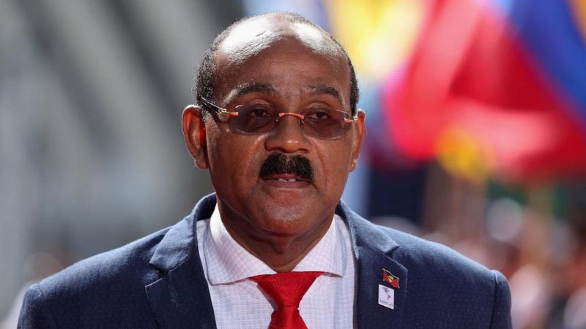 Antigua and Barbuda Plan Referendum to Become a Republic