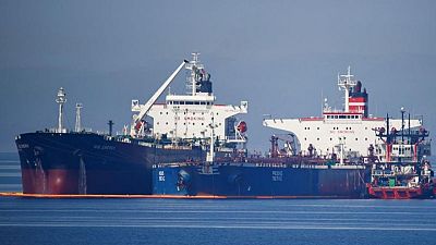 Irán liberará a la tripulación de dos petroleros griegos retenidos -sindicato