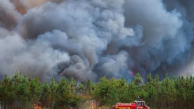 Un nuevo incendio arrasa el suroeste de Francia