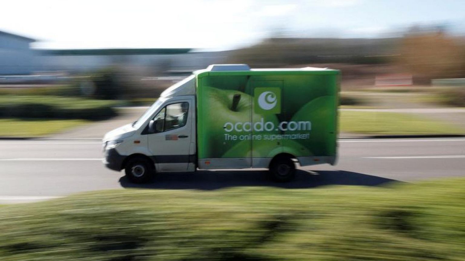 Ocado Retail mulls dry ice alternatives as costs soar