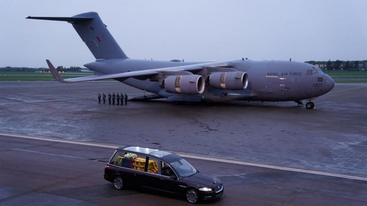 Queen's final trip is most tracked flight in history