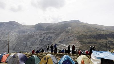 MINERIA-PERU-MMG:China MMG prevé suspender producción en mina peruana Las Bambas debido a protestas