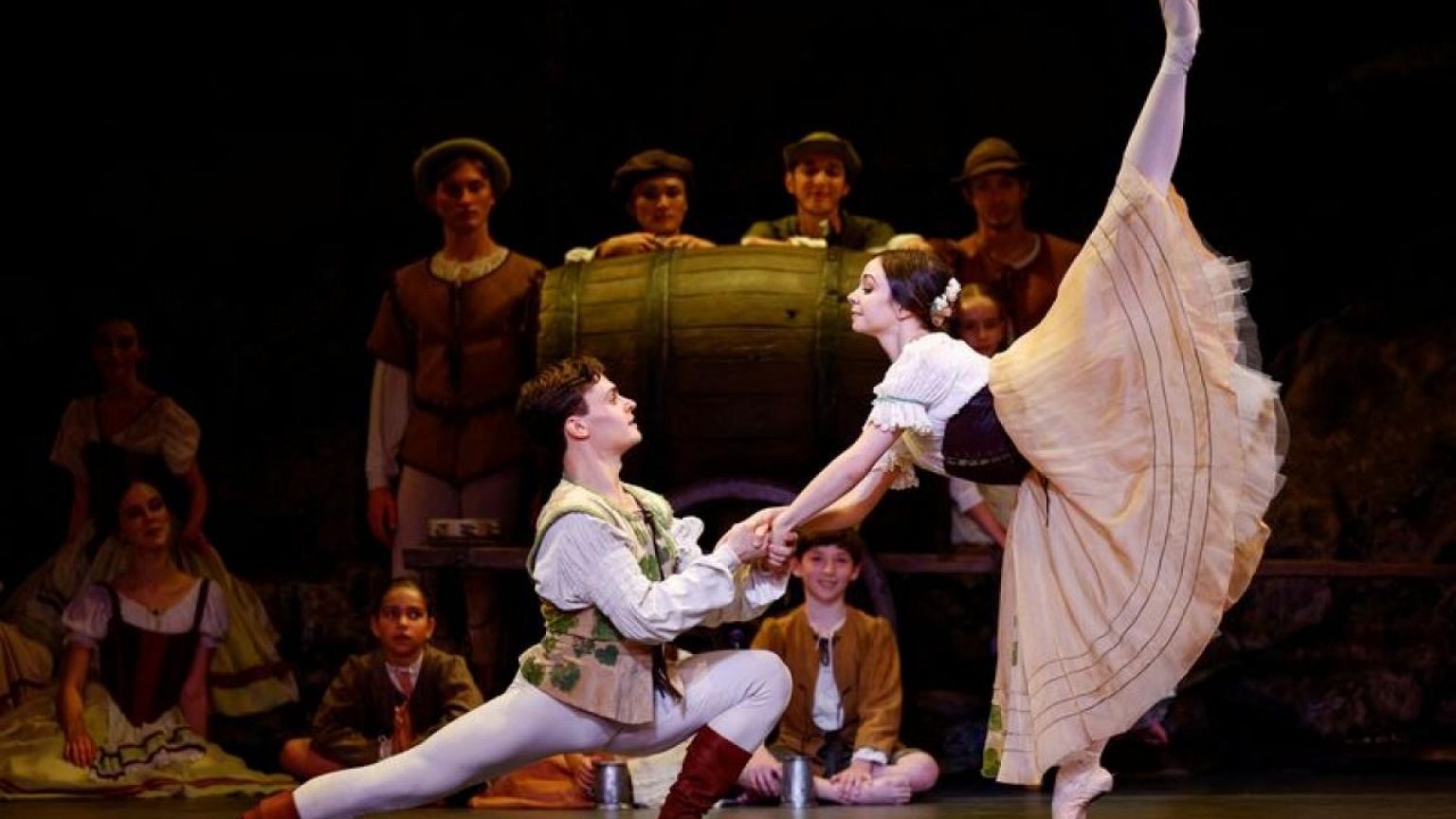 From bombs to ballet: Russian choreographer leads Ukraine dancers in 'Giselle'