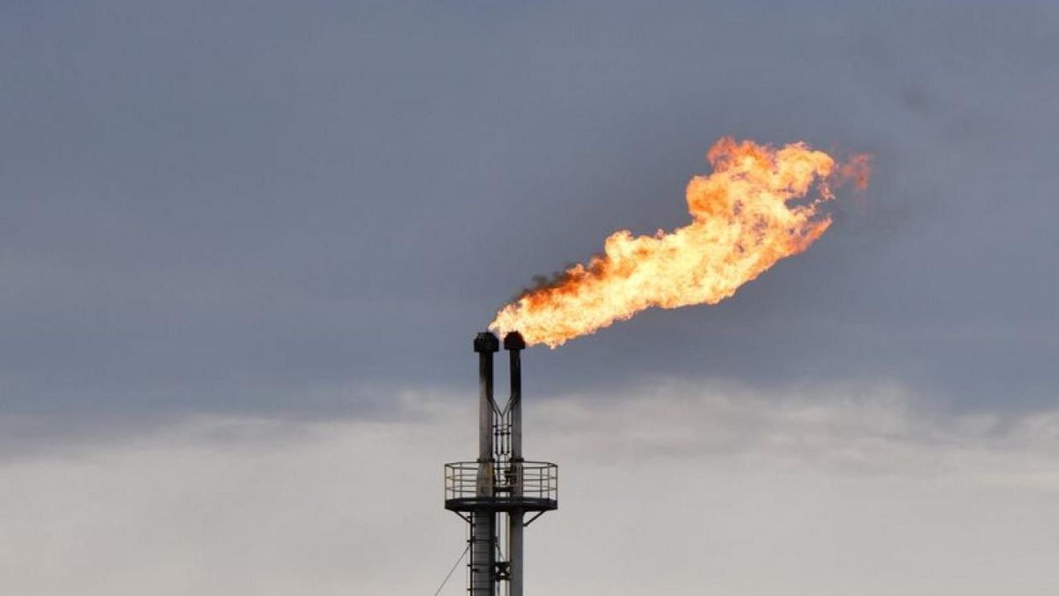 Alemania pone bajo tutela estatal a la filial de refinería de Rosneft