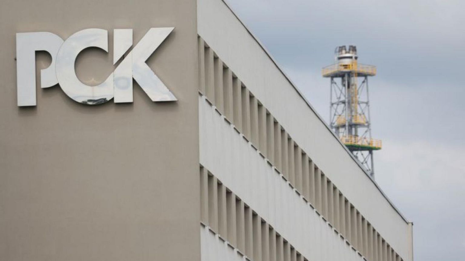 Germany takes control of Russian-owned refinery amid energy crisis
