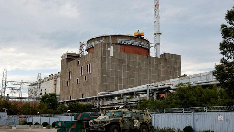 روسيا: قذيفة ألحقت ضررا بأنبوب مياه بمحطة زابوريجيا النووية