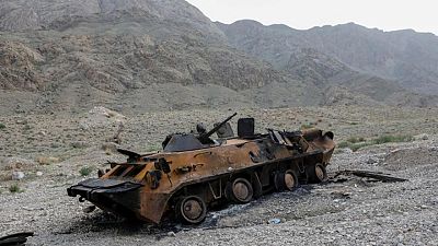 ارتفاع عدد قتلى الصراع بين قرغيزستان وطاجيكستان إلى نحو 100