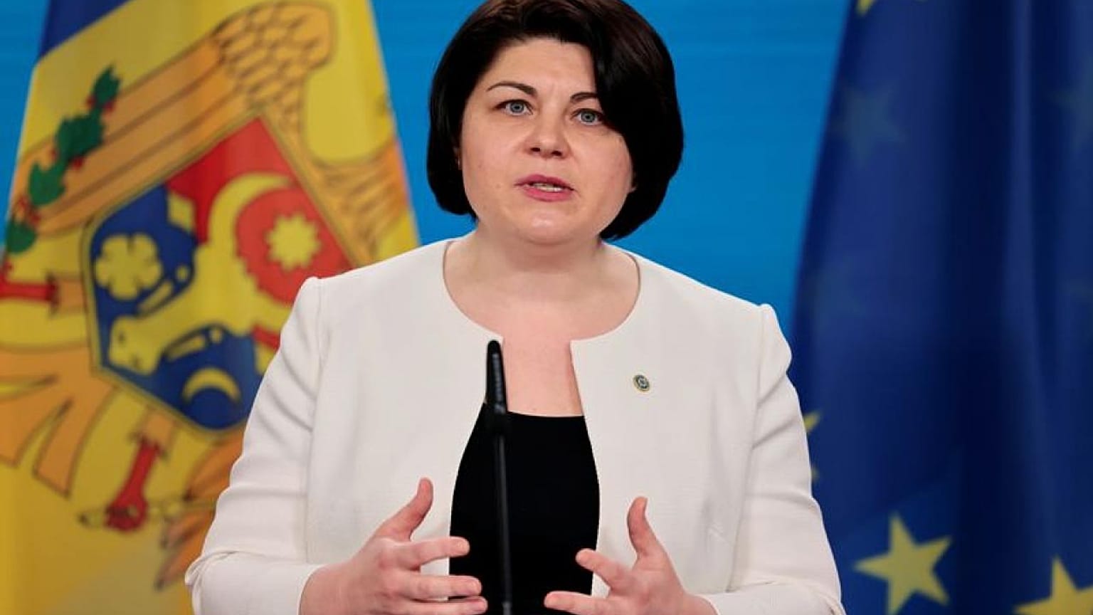 Thousands take part in anti-government protest in Moldova
